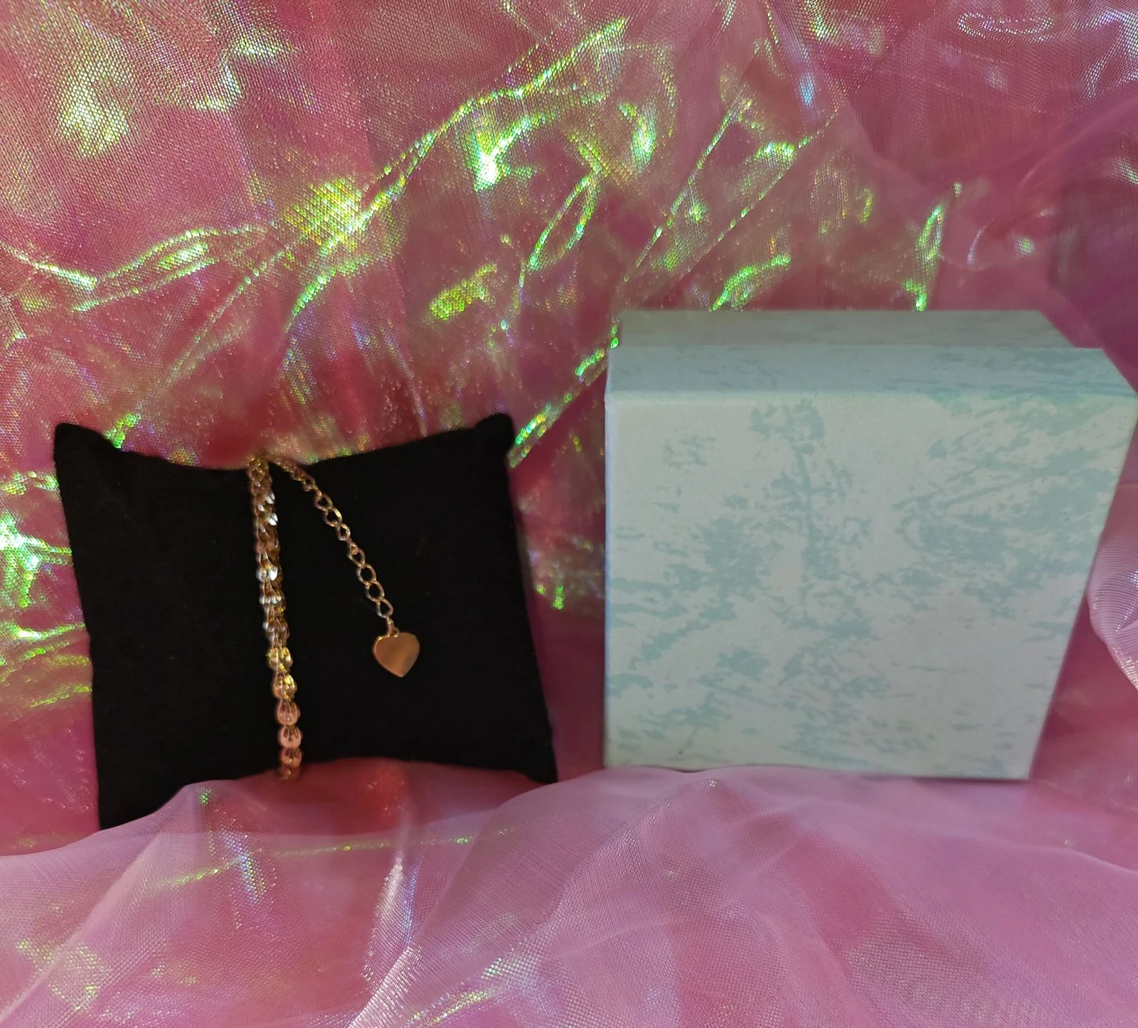 Gold bracelet with pink details – photo 2